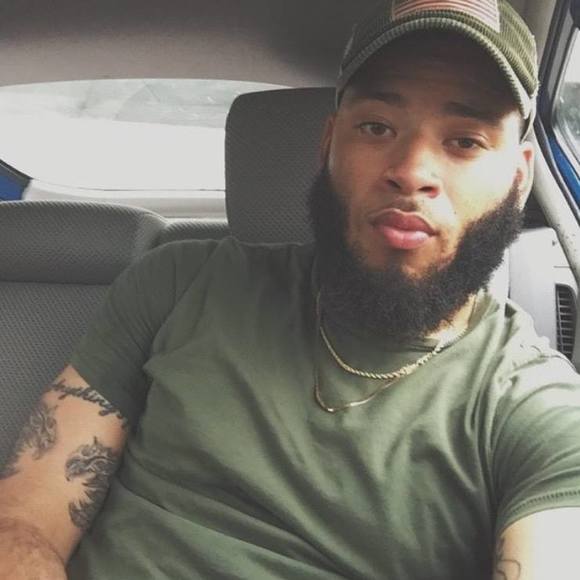 Meet your Posher, Aaron - Picture 1 of 1